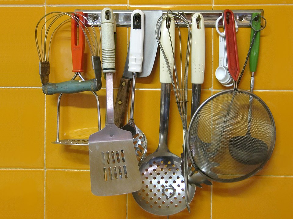 Generic Kitchen Tools Bundle, Assorted Utensils & Gadgets, 15-Piece